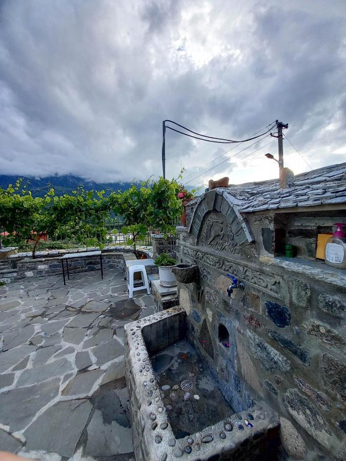 The Stone House Aparthotel Përmet Екстериор снимка