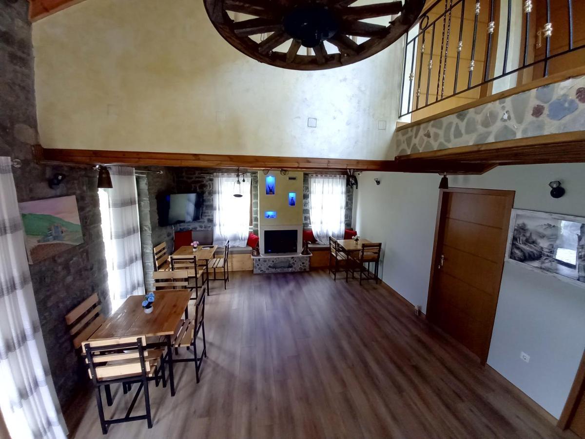 The Stone House Aparthotel Përmet Екстериор снимка